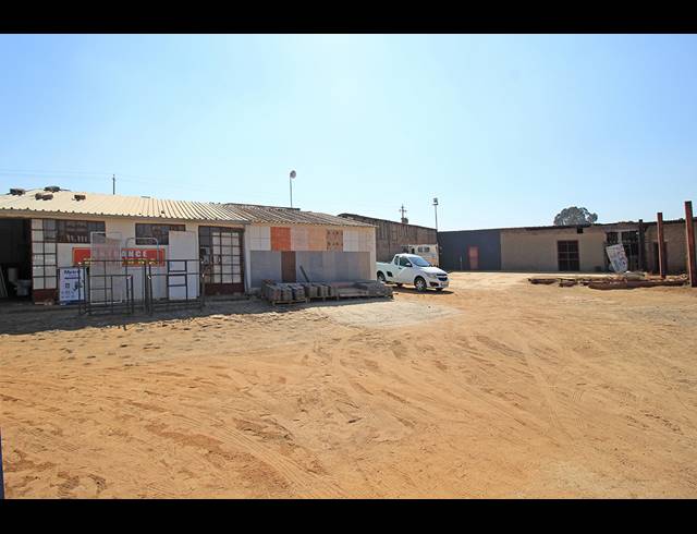 M² BUSINESS FOR SALE IN TSHEPISONG